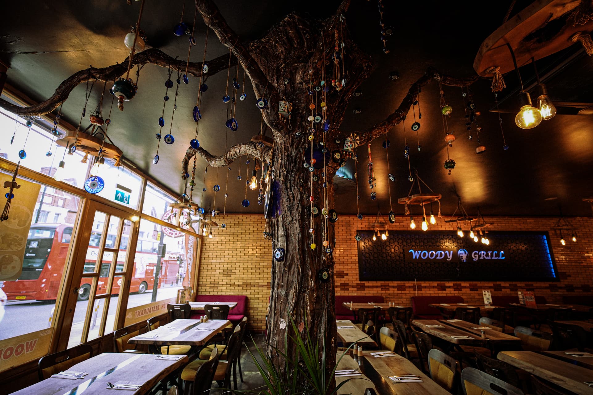Woody Grill Wealdstone - Authentic Turkish Mediterranean Restaurant Interior